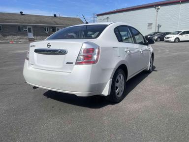 Nissan Sentra 2010 - Thumbnail 6
