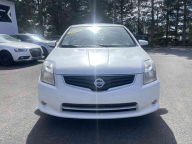Nissan Sentra 2010 - Thumbnail 3