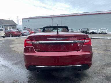 Chrysler 200 2011 - Thumbnail 18