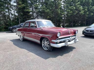 Ford CRESTLINE 1954 - Thumbnail 2