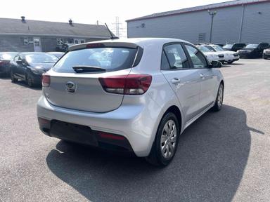 Kia Rio 5 portes 2018 - Thumbnail 6