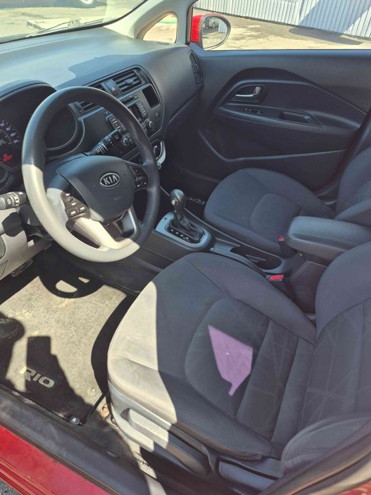 KIA Rio 5-Door 2012 - Image 9
